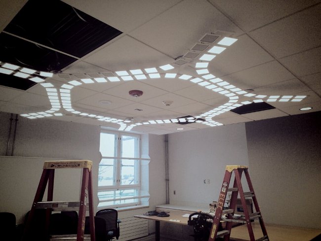 acuity-trilia-OLED-lamp-at-Helsink-US-embassy