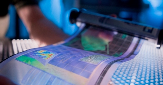 Horizontální orientace emitujících OLED molekul