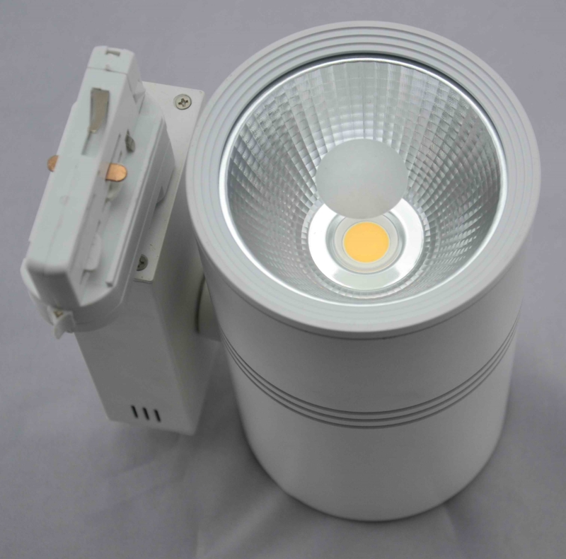 Recenze: LED bodové svítidlo na lištu