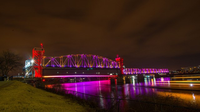 Osvětlení mostů Little Rock via Philips a Entergy